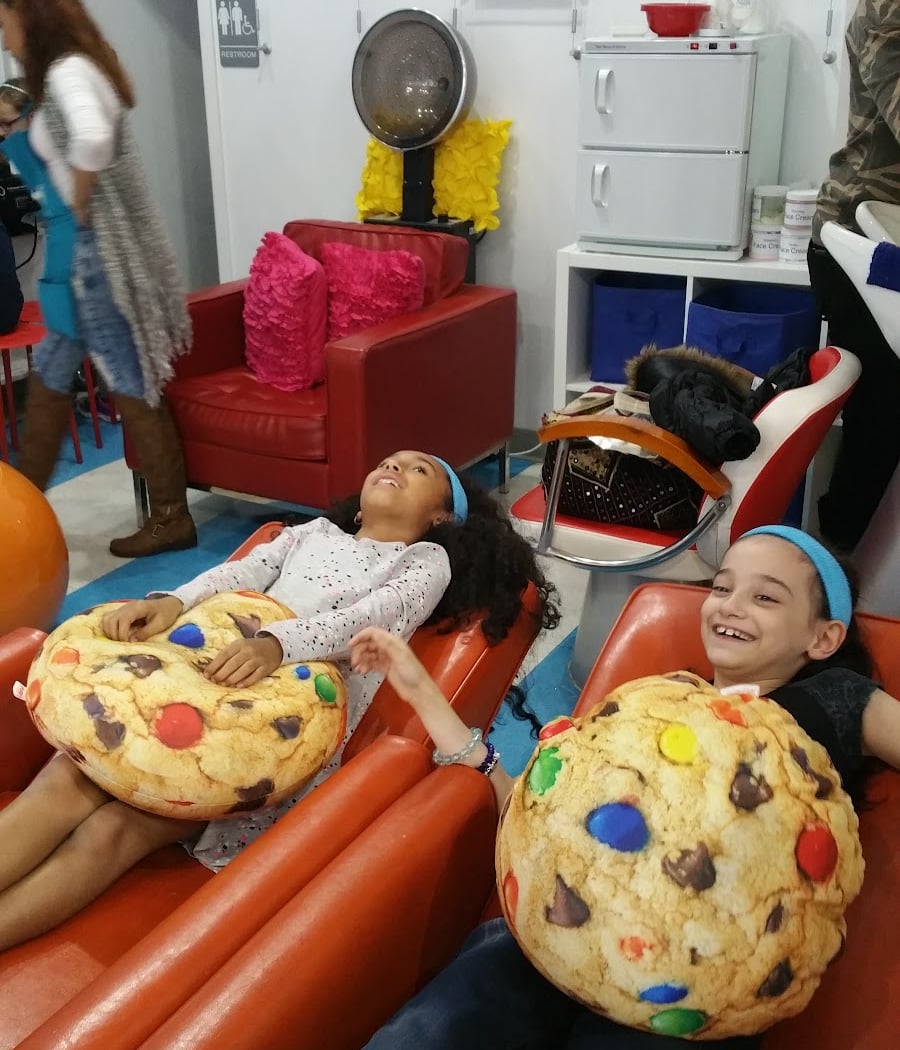 Milk & Cookies Kids Spa and Salon 3