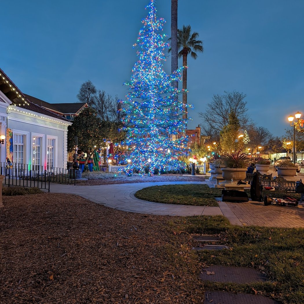 Christmas Market at Museum on Main 3