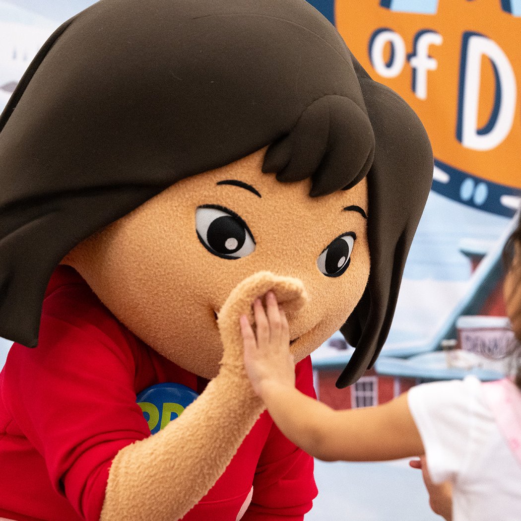 Free Family Summer Saturday: Meet Molly! 1