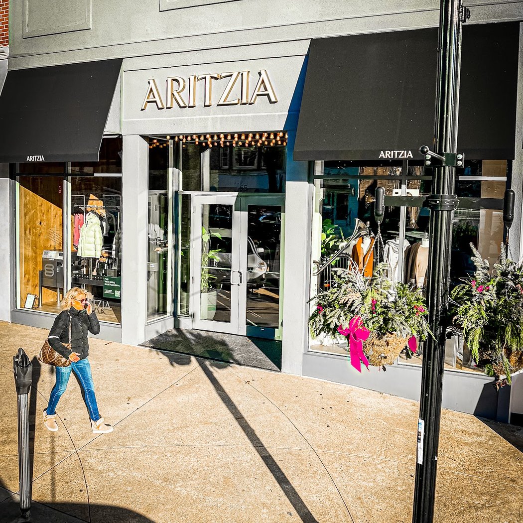 Aritzia 2