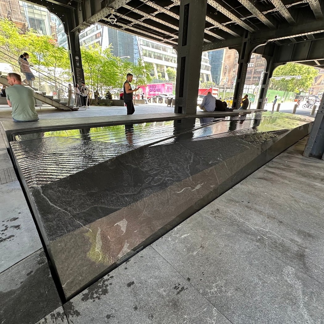 Minimalist Fountain 2