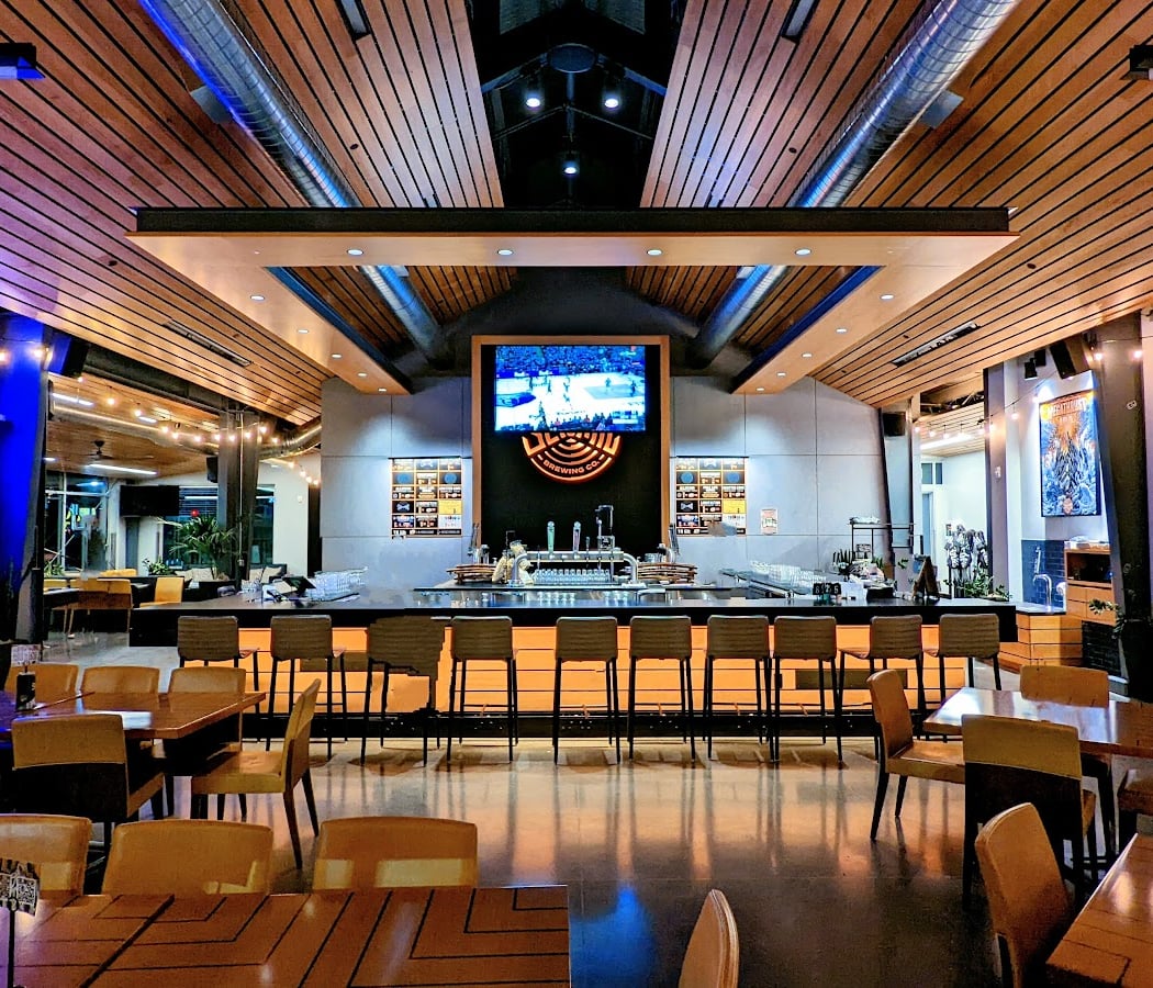 Seismic Brewing Taproom (inside Golden State Cider) 1