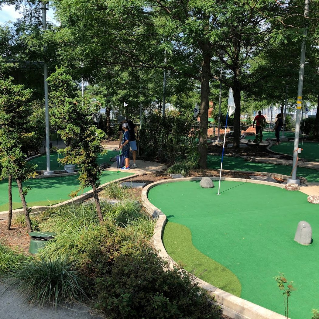 Pier 25 Mini Golf & Volleyball (@PIER25NYC) 1