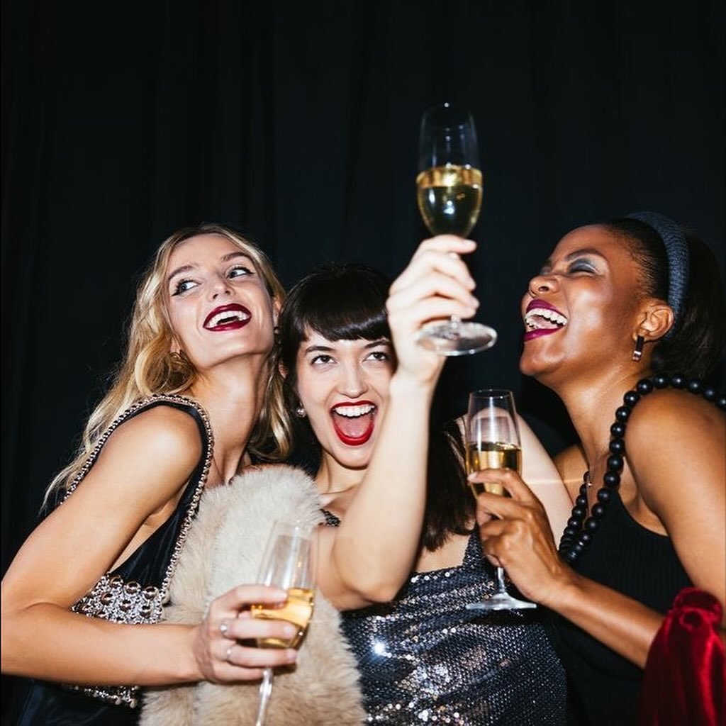 Holiday Noir: Silent Night Speakeasy 1