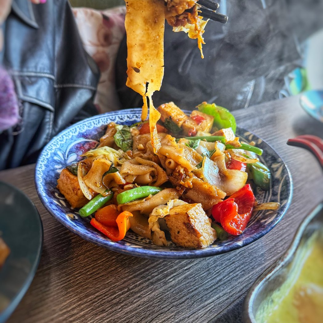 May Thai Kitchen 1