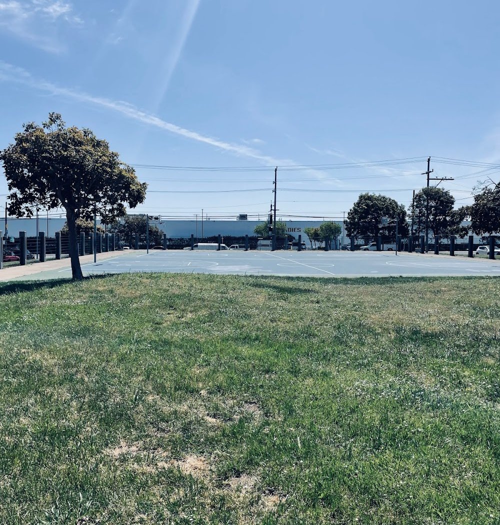 Kelloch & Velasco Mini Park 2