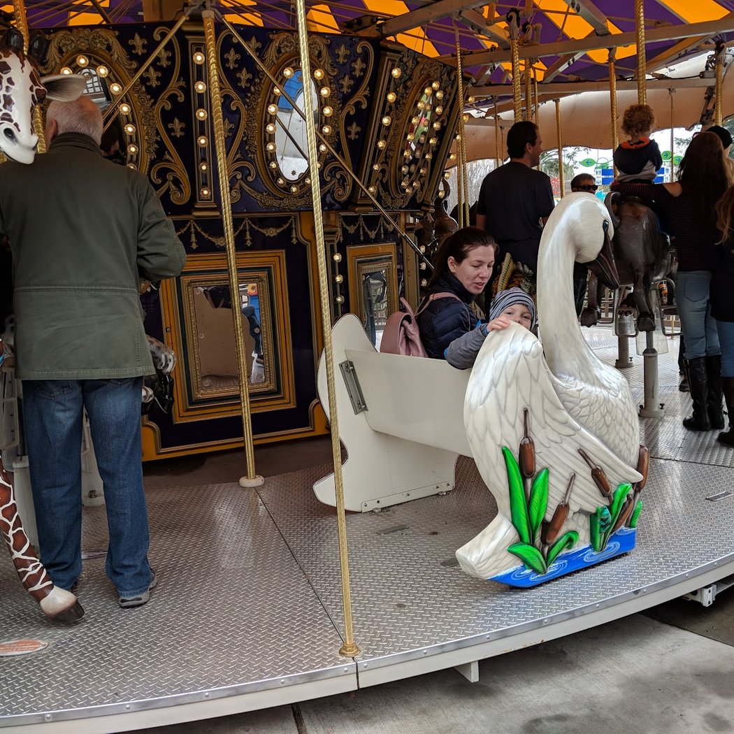 Keep-Around Carousel 1