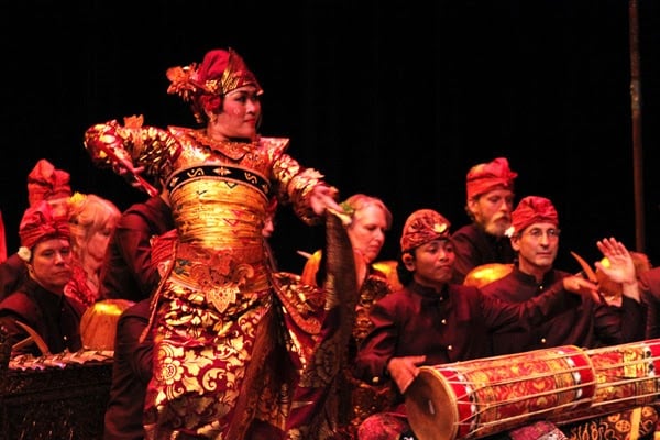 Introduction to Balinese Dance 2