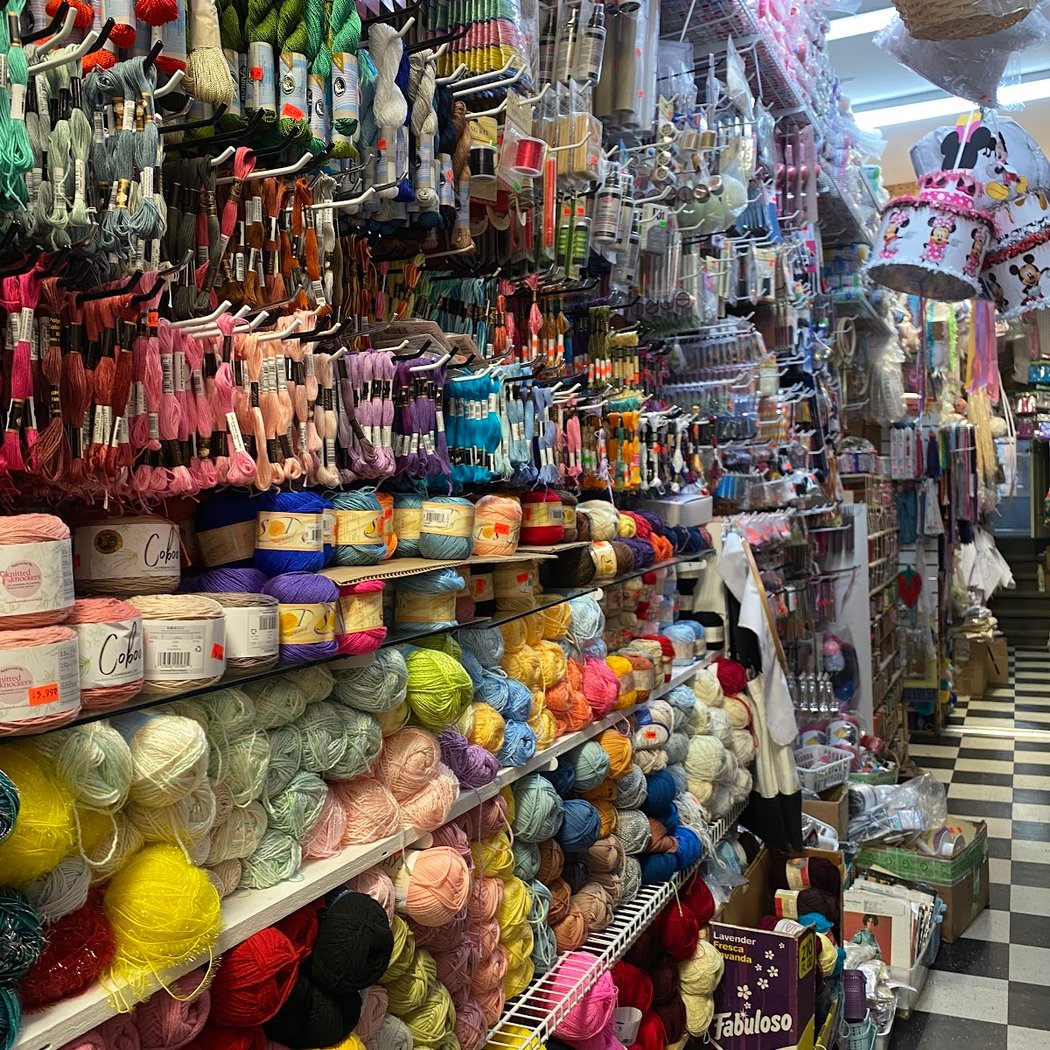 Renacer Craft & Fabric 1