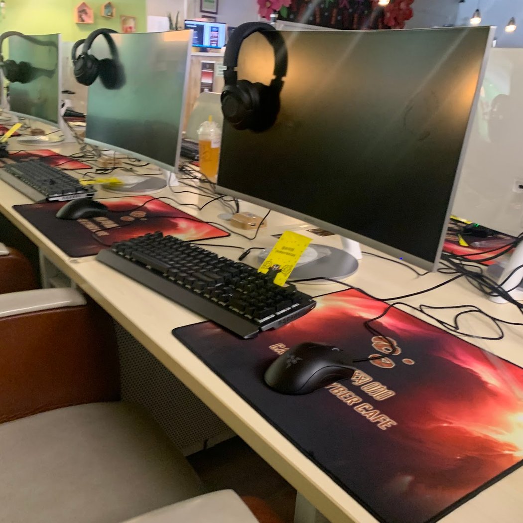 Calibear Cyber Cafe 1