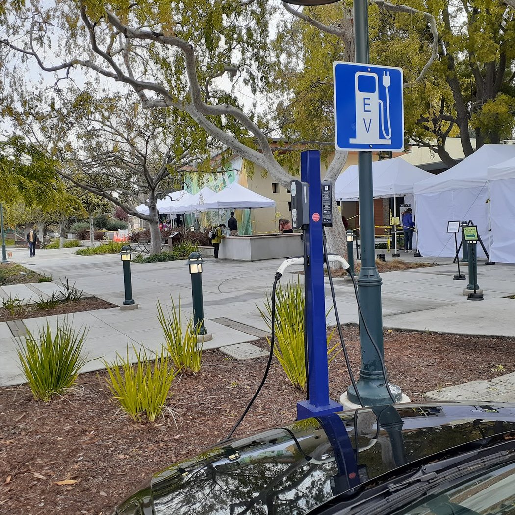 Mountain View Community Center 3