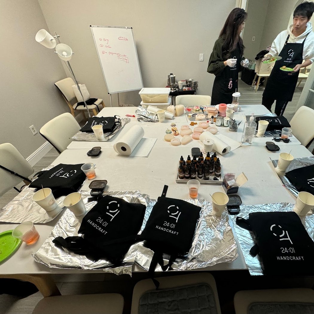 DIY Scented Candle Workshop 3