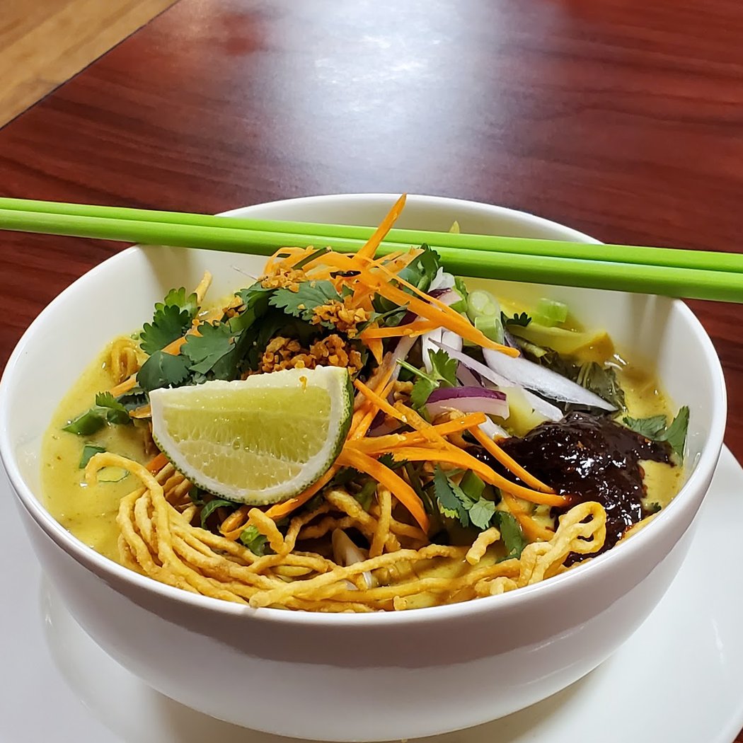 Maya Thai Laos Restaurant 1