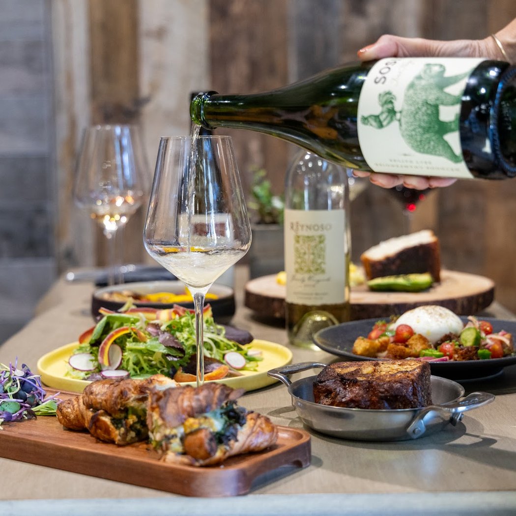 Sugarloaf Wine Co. 1