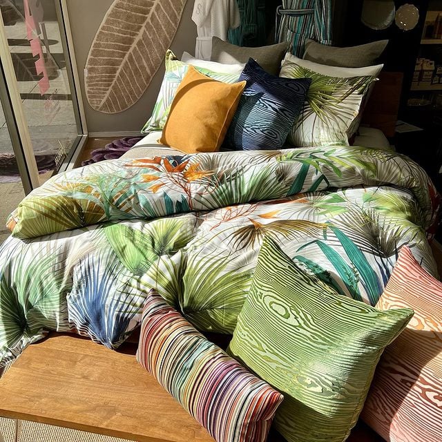 Scheuer Linens - Linen Society 1