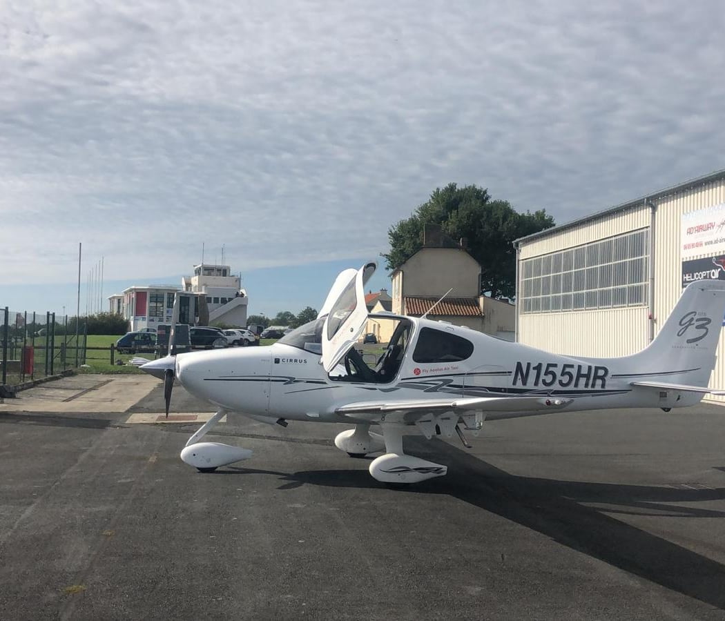 Cholet Le Pontreau Airport 4