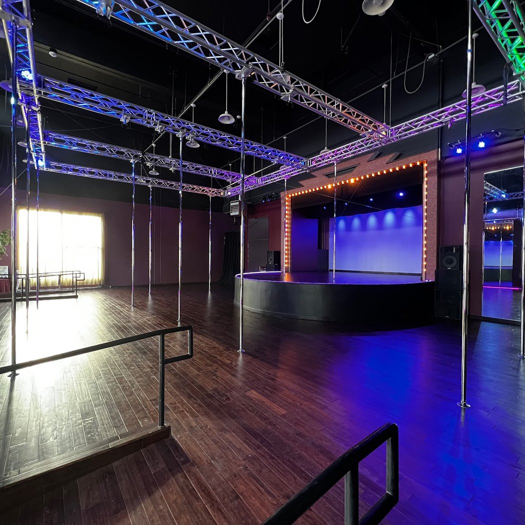 Flux Vertical Theatre 2
