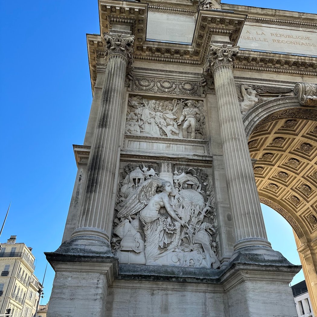 Winter Solstice Alignment at the Arc de Triomphe du Palais 2