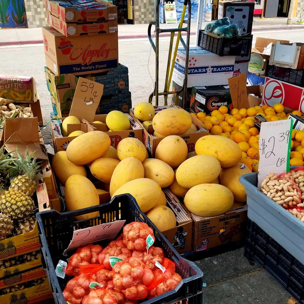 Aloha Market 1