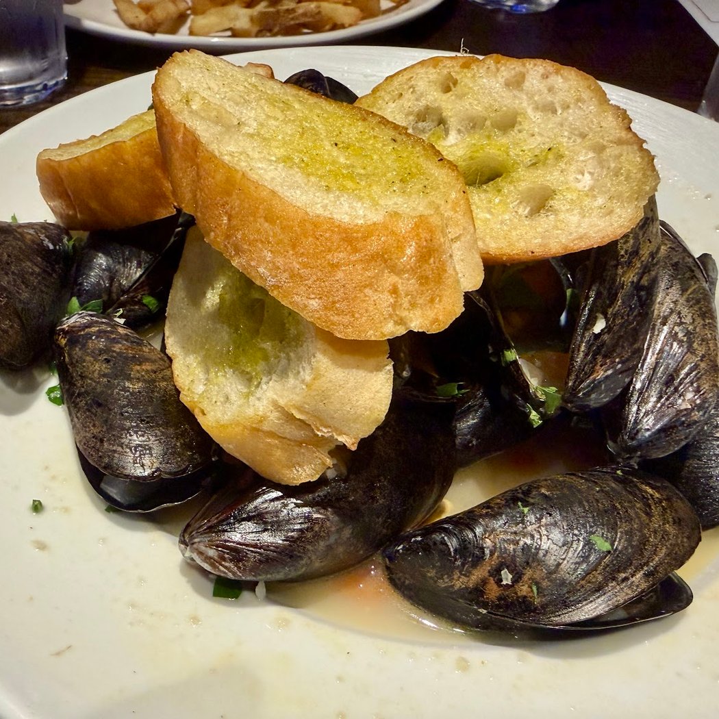 Augie's Mussel House and Beer Garden 3