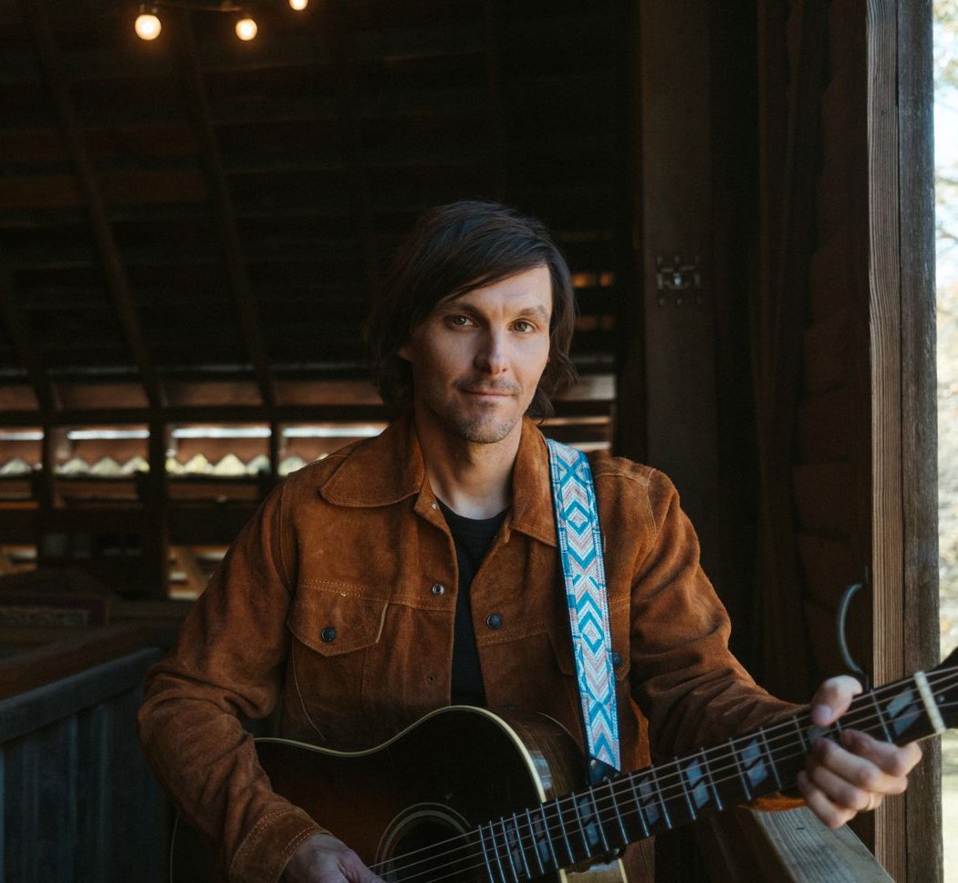 Charlie Worsham 4