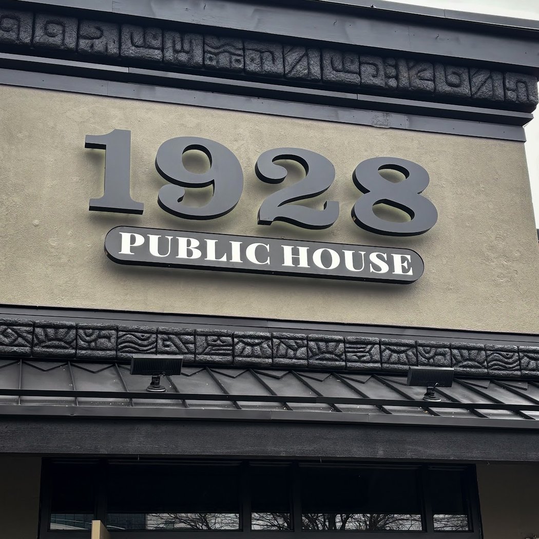 1928 Public House 2