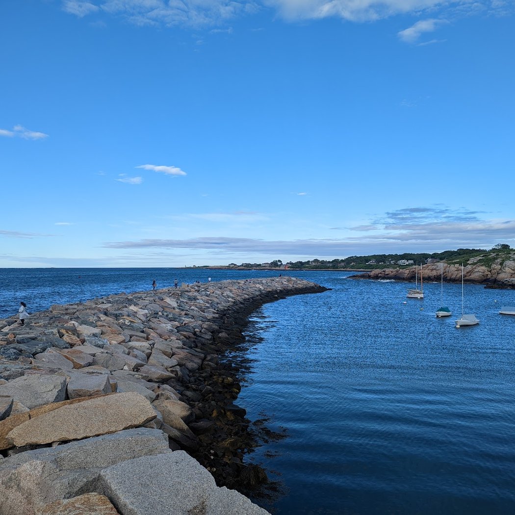 Bearskin Neck 3