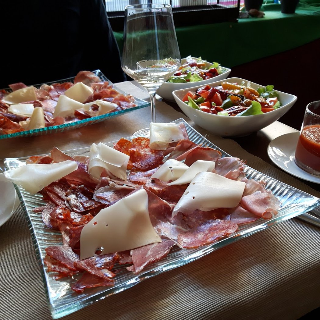 A Côté Le Bar à Vins 1
