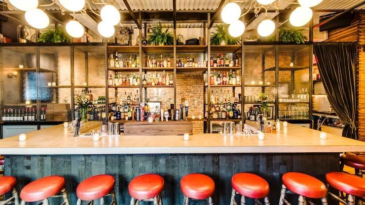 Happy Hour at The Bonnie 2