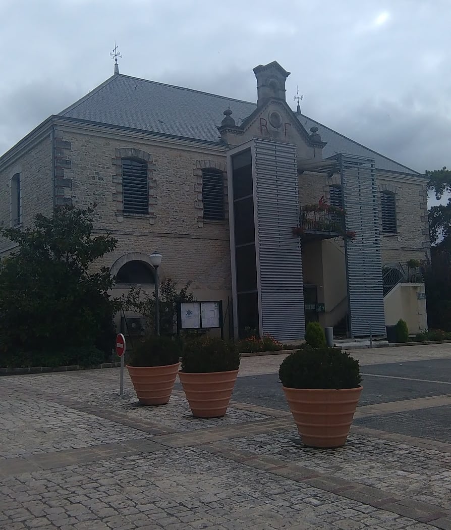Mairie de Aunac-sur-Charente 2