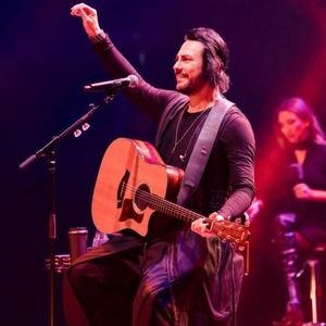 Beto Cuevas Acústico 1