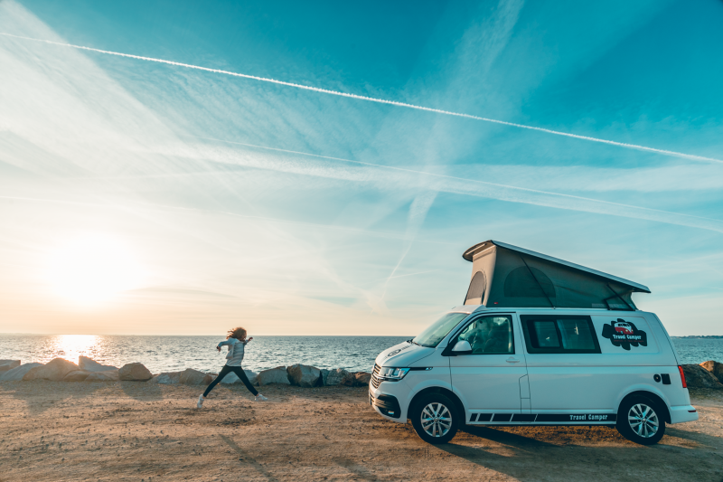Travel Camper 1