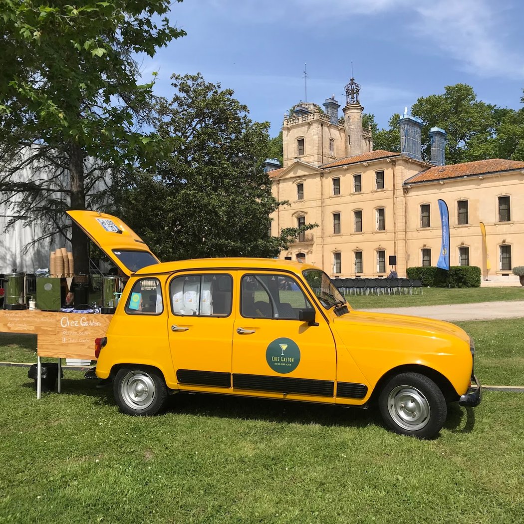 Chez Gaston 4L Coffee Truck 3