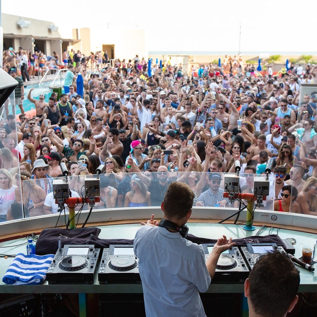 HQ2 Beachclub at Ocean Casino Resort 1