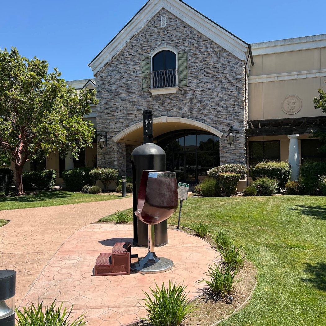 Lightpost Winery 3
