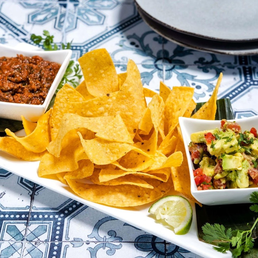 Tommy Bahama Restaurant & Bar 1