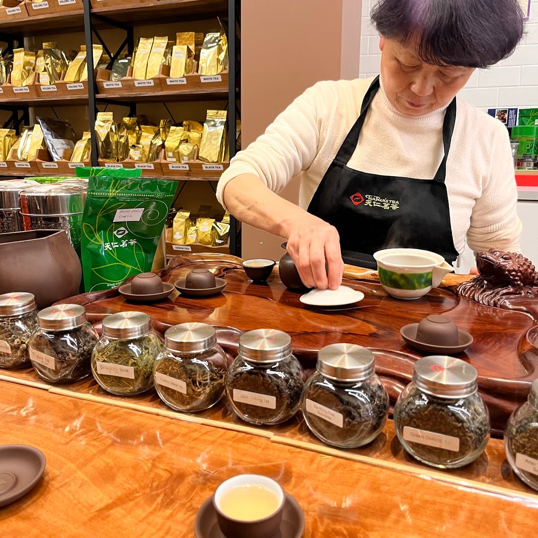 Ten Ren Tea 1