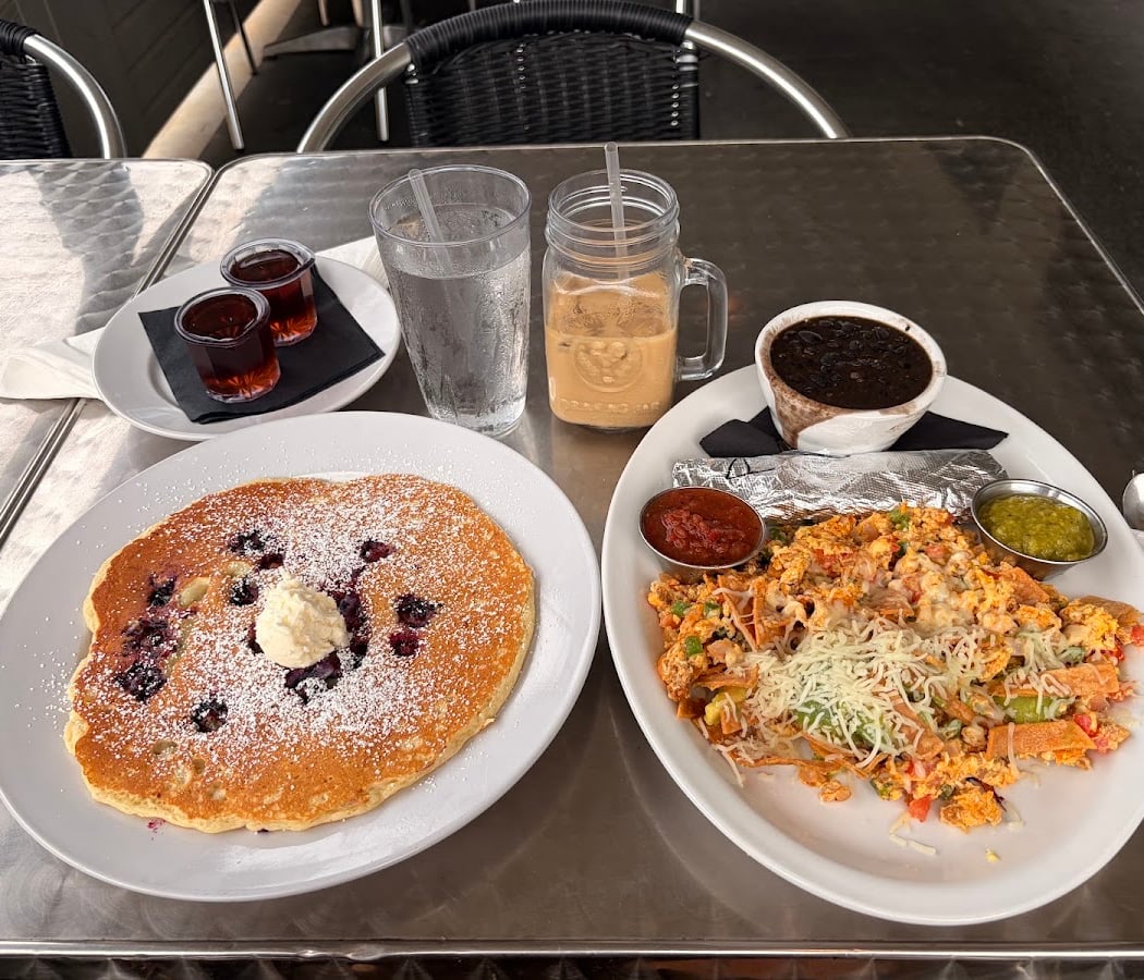 Seven Mile Cafe 2