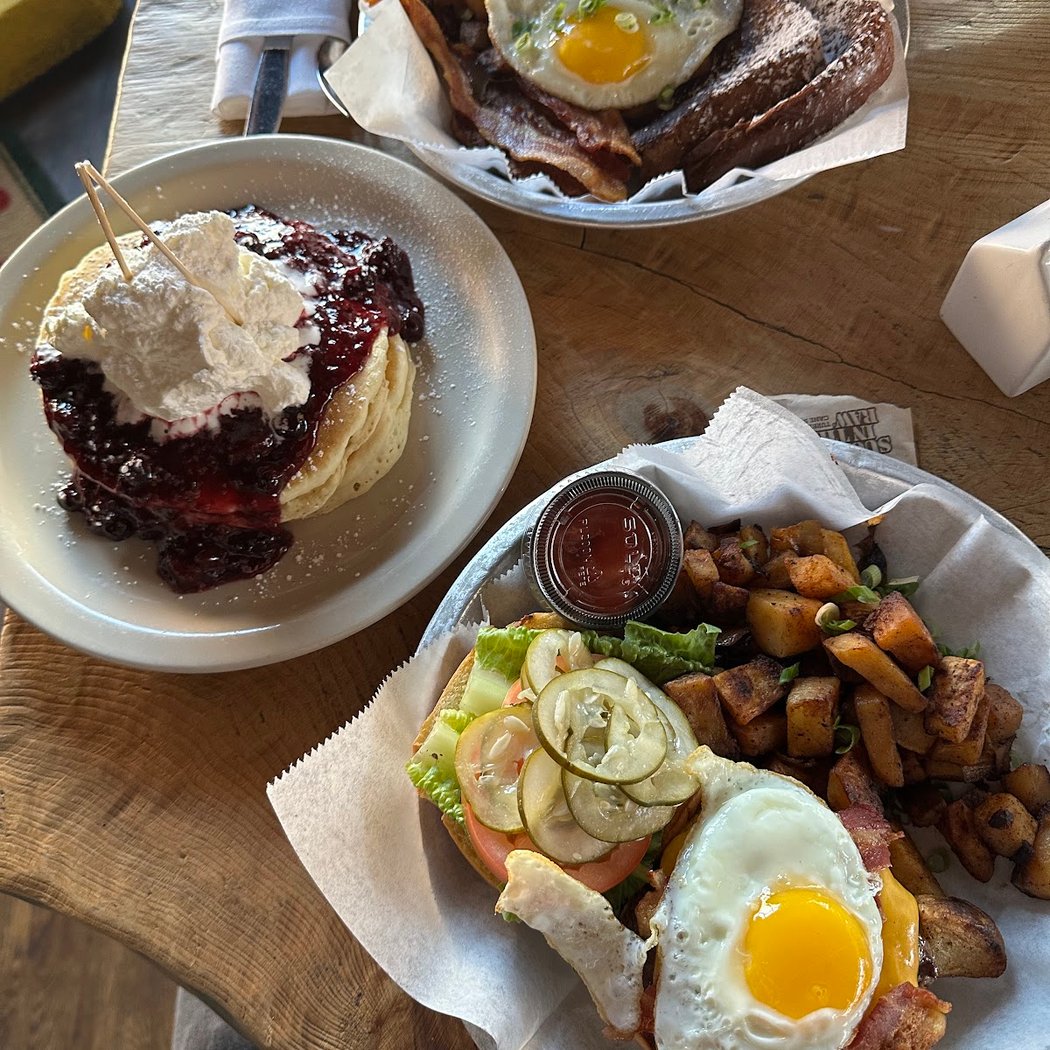 Jackson's Eatery | Bar 1