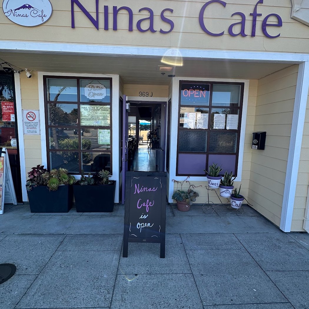 Nina’s Cafe 2