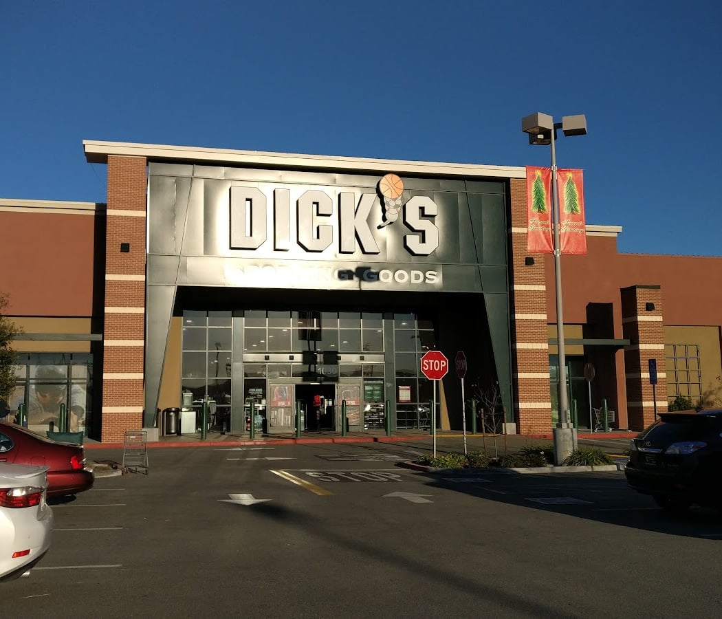 DICK'S Sporting Goods 2