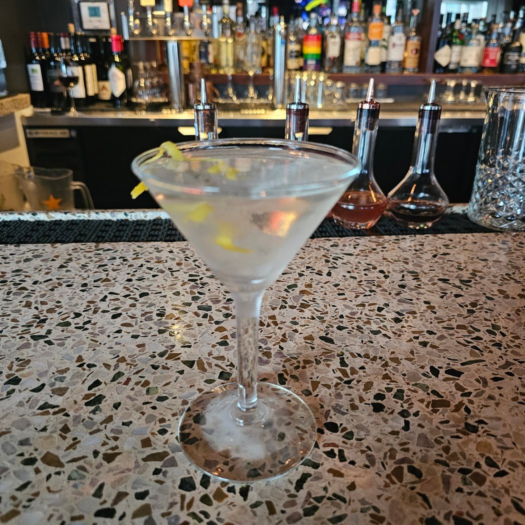 Laureate Bar & Lounge 2