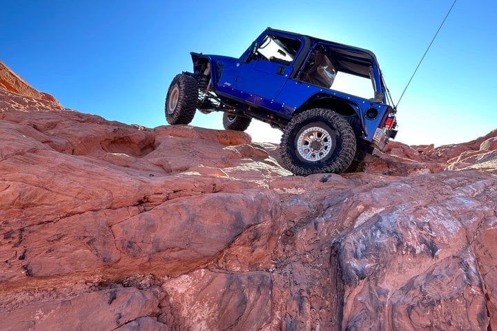 Valley of Fire Self-Drive Off-Road Jeep Tour with Lunch