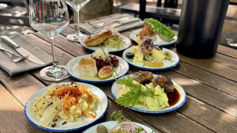 Bayerische Tapas & Wein 1