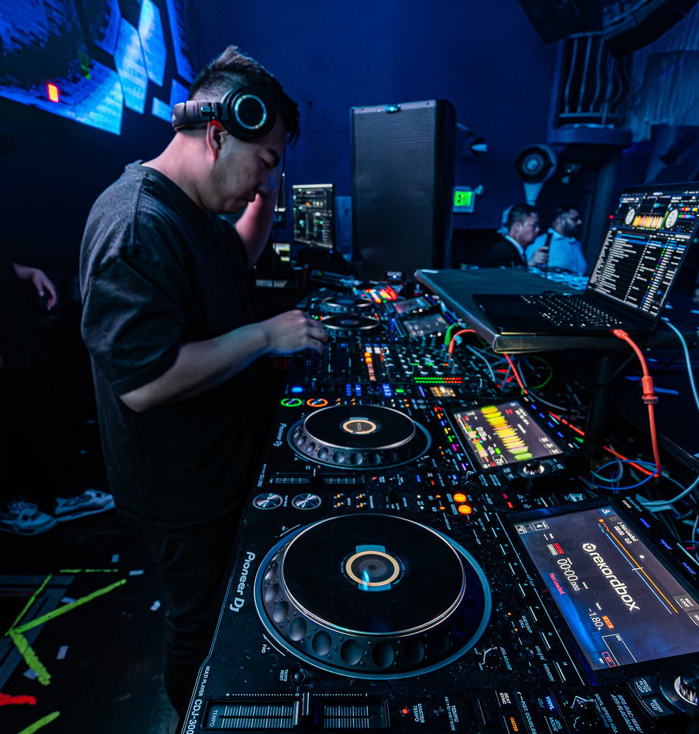 Cash Cash 5