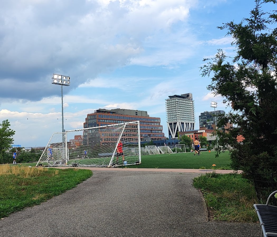 9 v 9 CO-ED Pickup Soccer 3