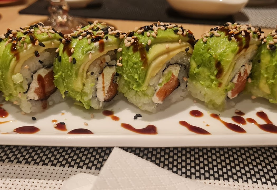 PRETTY SUSHI 1
