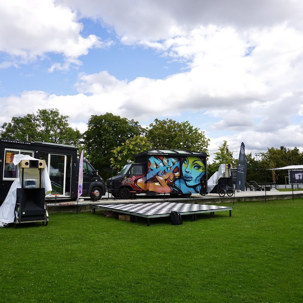 Truck Scratch & Paraprod 3