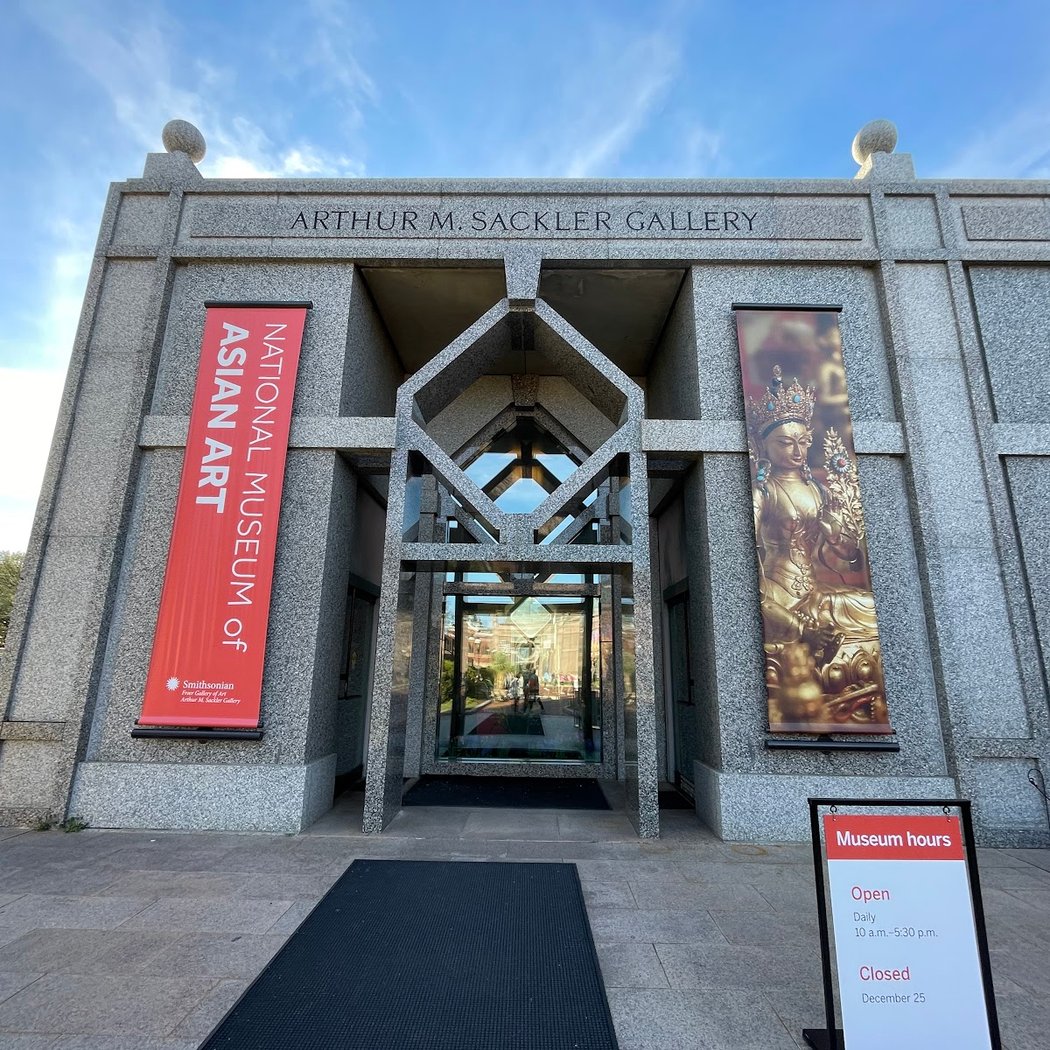 Exhibition of Historical Art and Artifacts Donated by Lee Kun-Hee's Family 3
