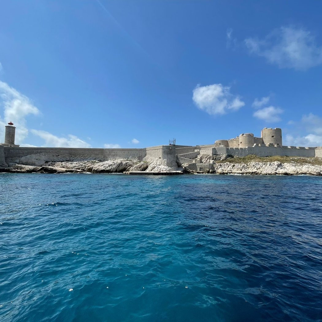 Plus Belle La Mer 2
